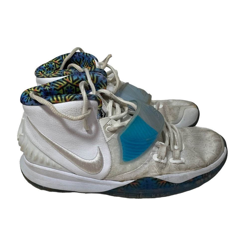 Nike Kyrie Irving White Basketball Training Shoes